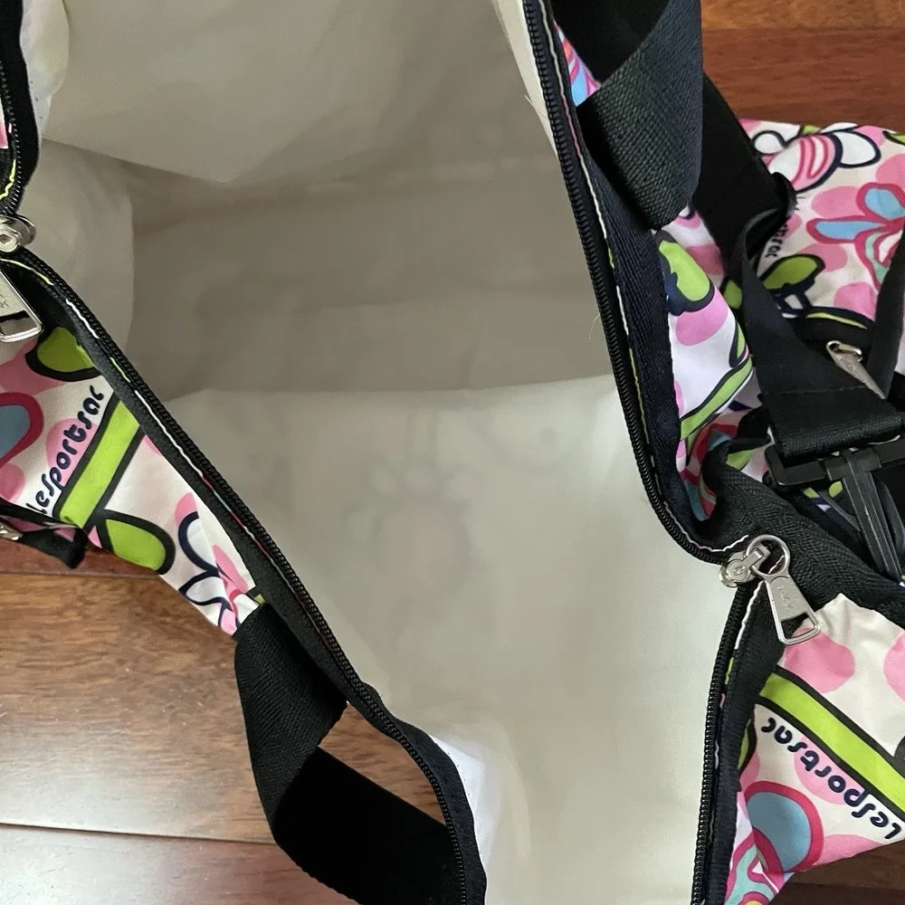 LeSportsac Bird Flower Weekender Overnight Duffel Bag Multicolor Rare‎ HTF B27